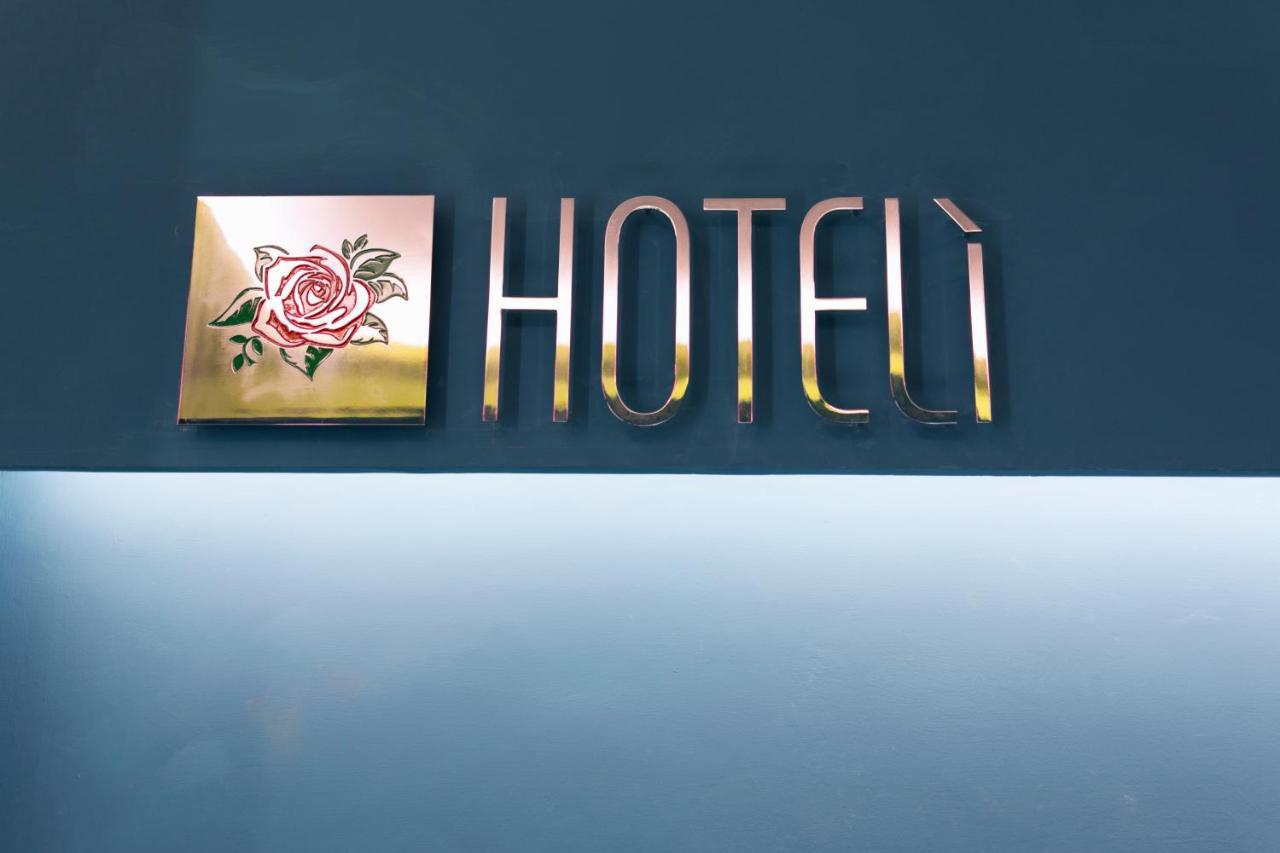 Hoteli Rome Bagian luar foto